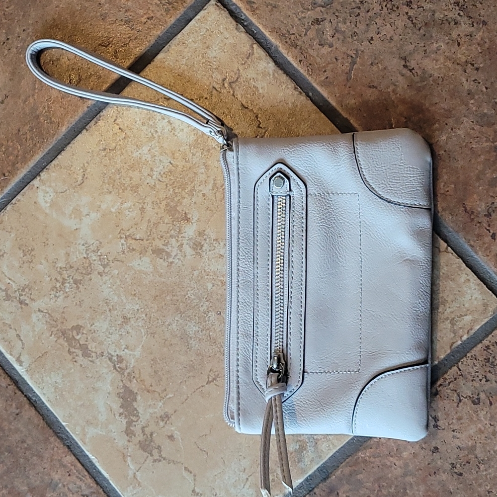Wristlet